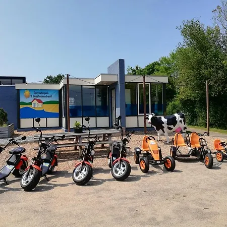 Holiday park Rekerlanden 275 *
